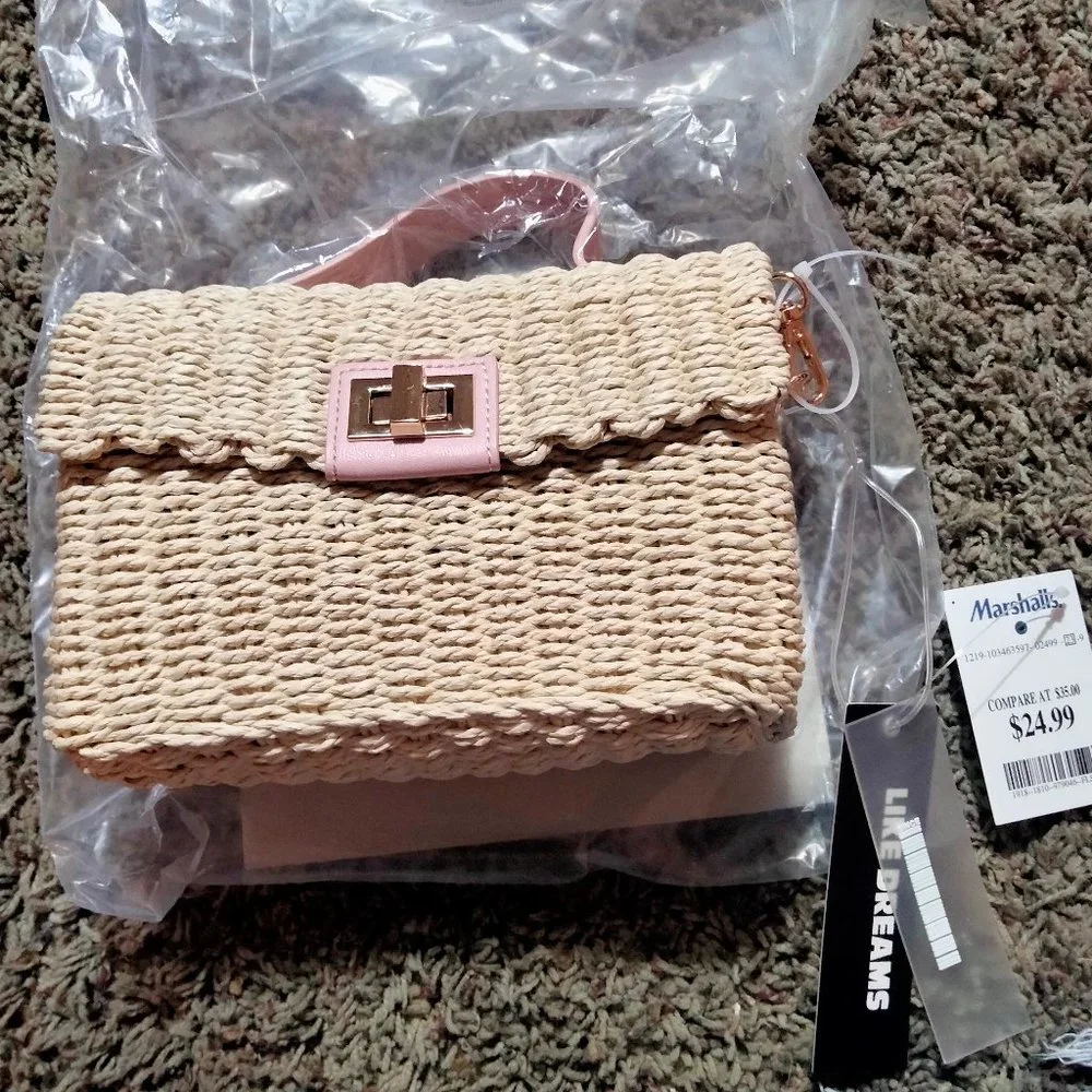 Purse - Picture 1 of 2
